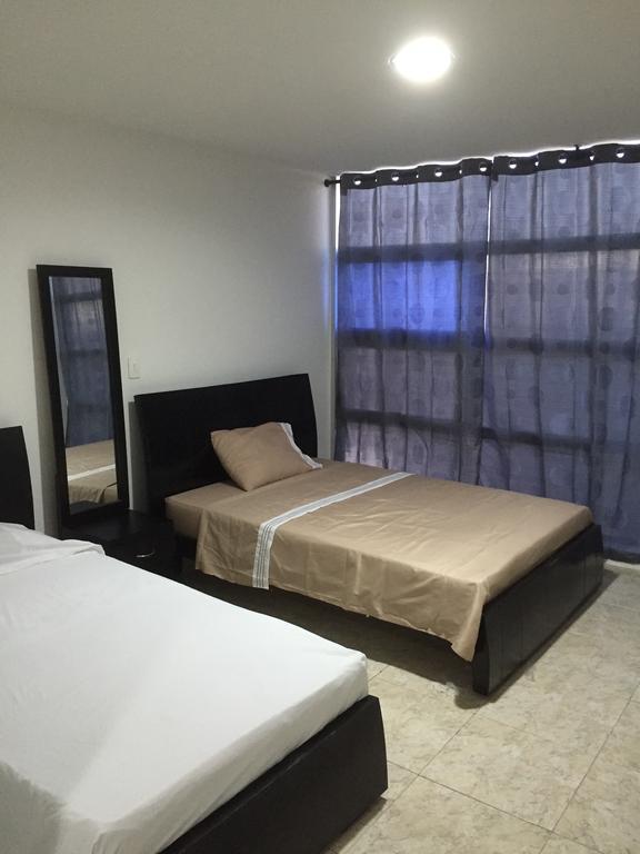 Hostal Central Beach ซานอันเดรส ห้อง รูปภาพ