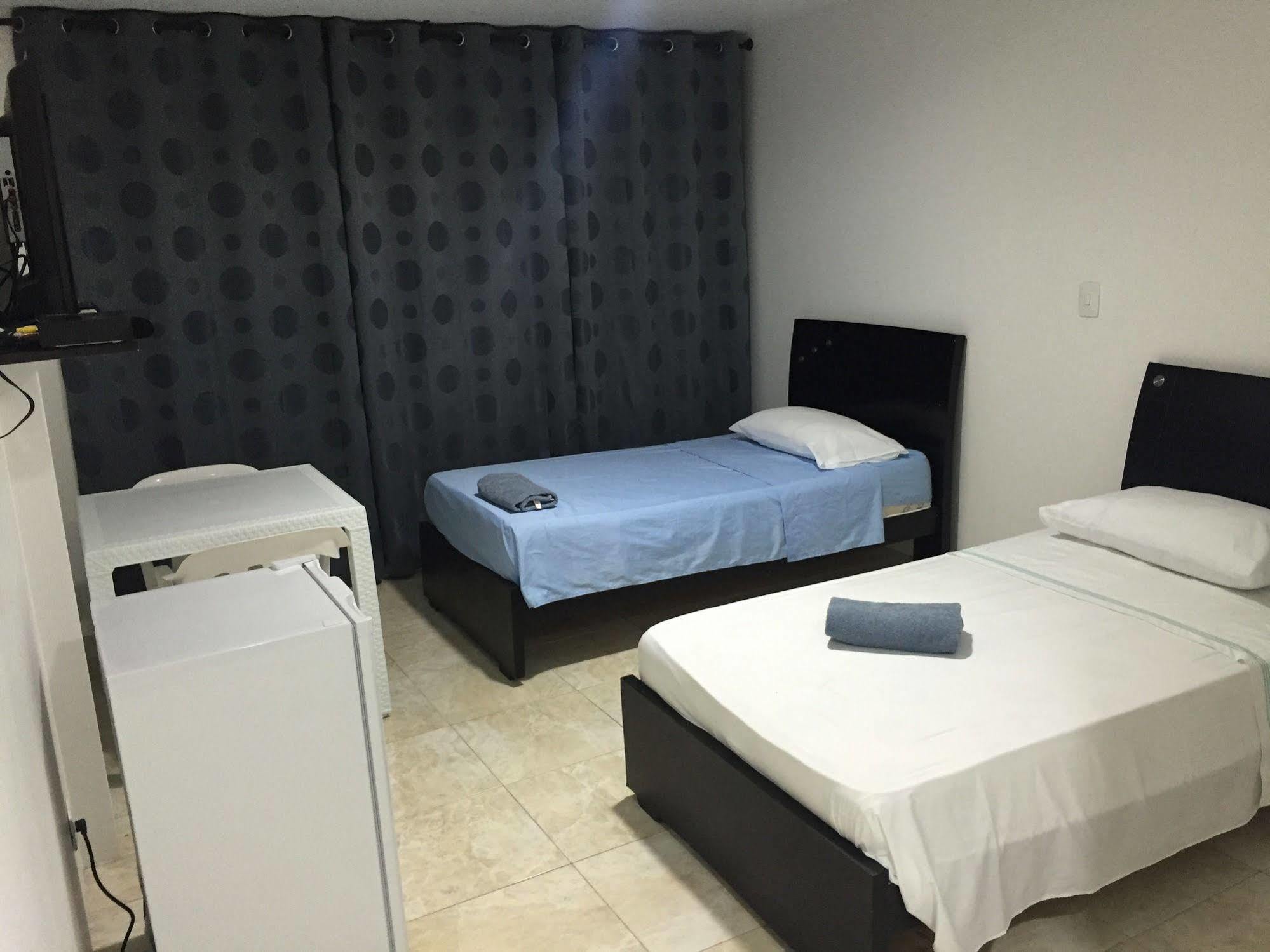 Hostal Central Beach ซานอันเดรส ภายนอก รูปภาพ